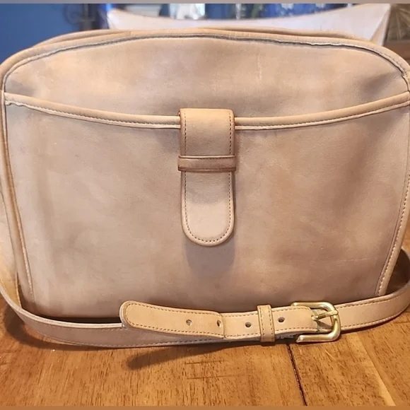 Coach Brighton Putty Vintage 80's Leather Belt Bag - Picture 1 of 15